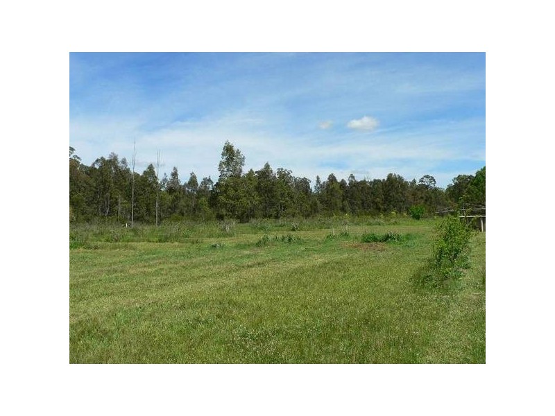 1013 Bucketts Way, Limeburners Creek NSW 2324