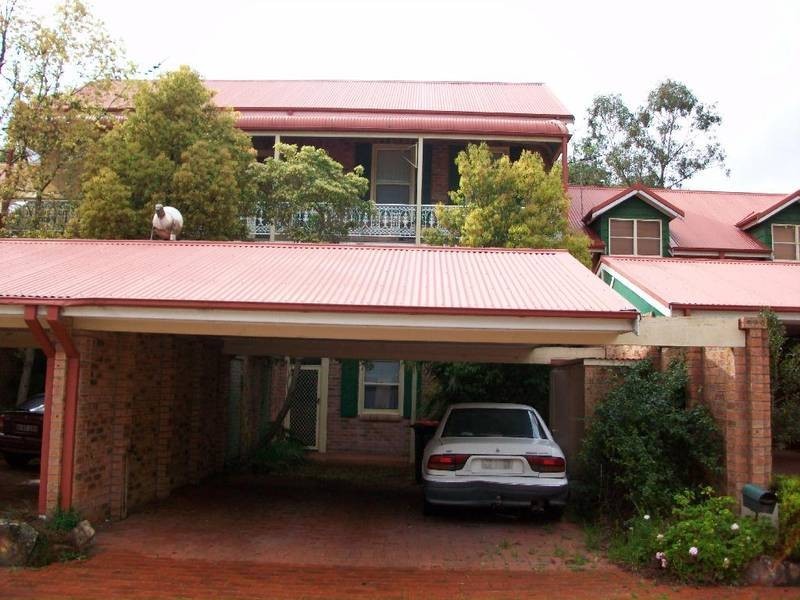 2/22 OAKS CIRCUIT, Raymond Terrace NSW 2324