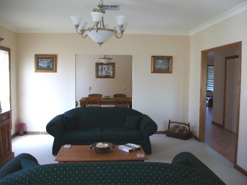8 Edstein Place, Raymond Terrace NSW 2324