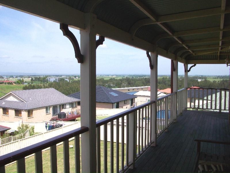 8 Edstein Place, Raymond Terrace NSW 2324