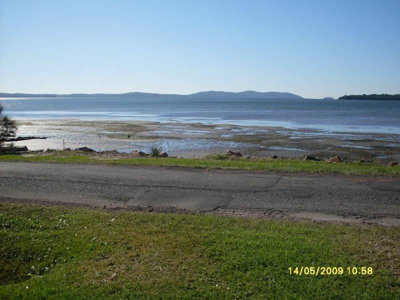 19 Waterfront Road, Swan Bay NSW 2324