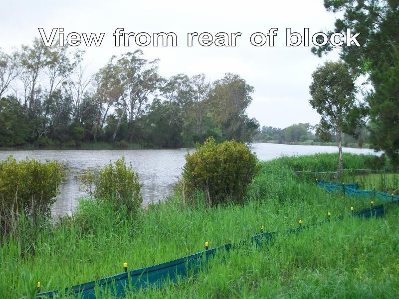 9 Middle Crescent, Seaham NSW 2324