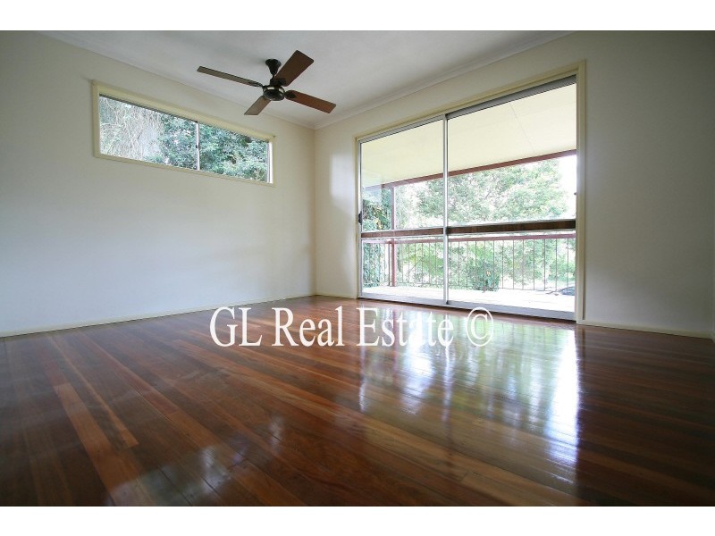 10 Alan Street, Kingston QLD 4114
