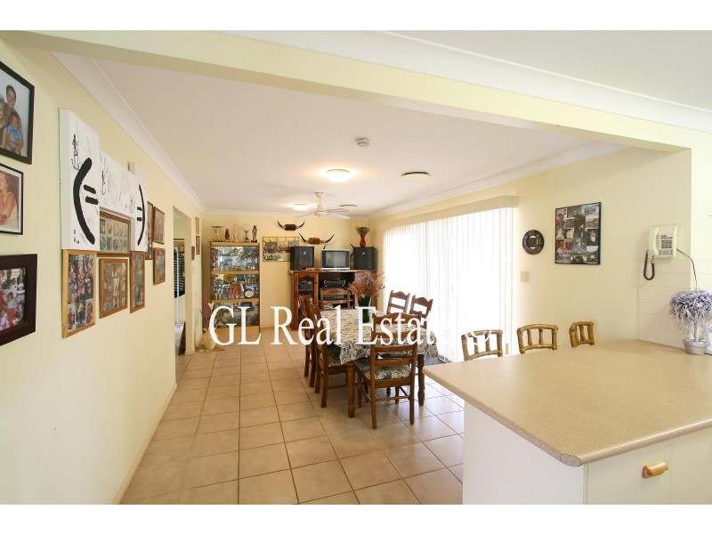 94 Lamberth Road, Regents Park QLD 4118