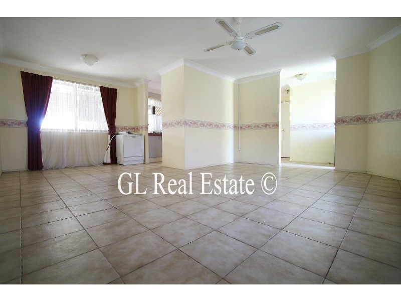 9 Homebush Dve, Regents Park QLD 4118