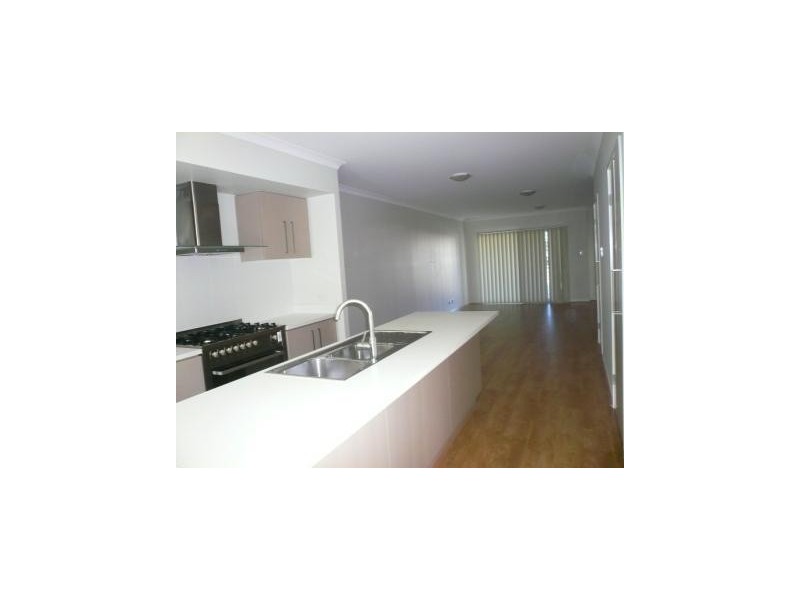 15 Riverside Crescent, Springfield Lakes QLD 4300