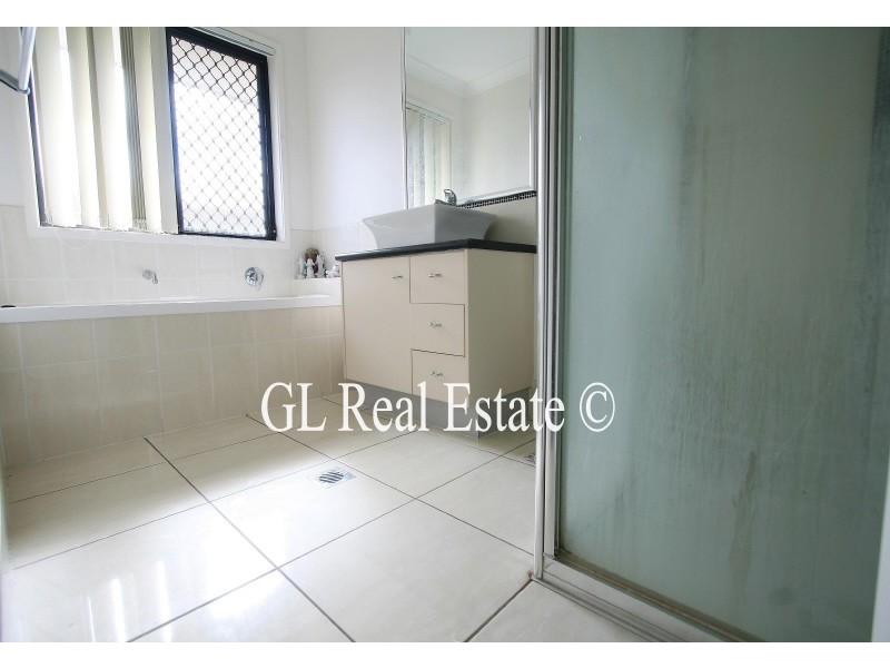 18 Moxey Street, Marsden QLD 4132