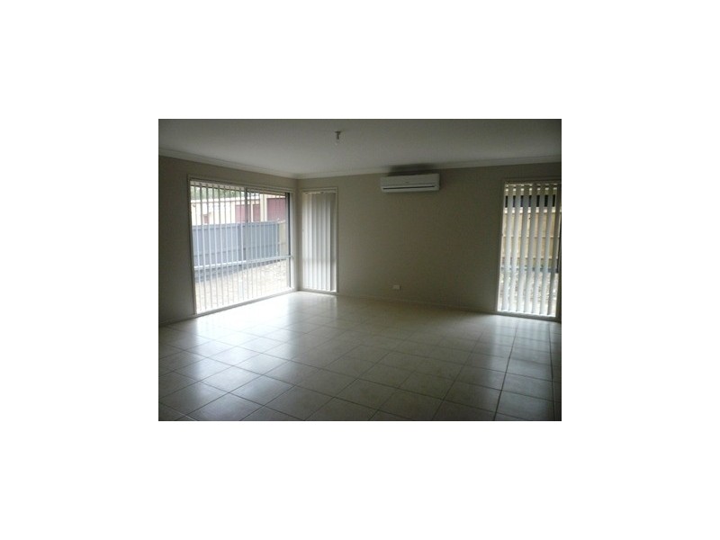 32 JEFF COLLINS CIRCUIT, Bellbird Park QLD 4300