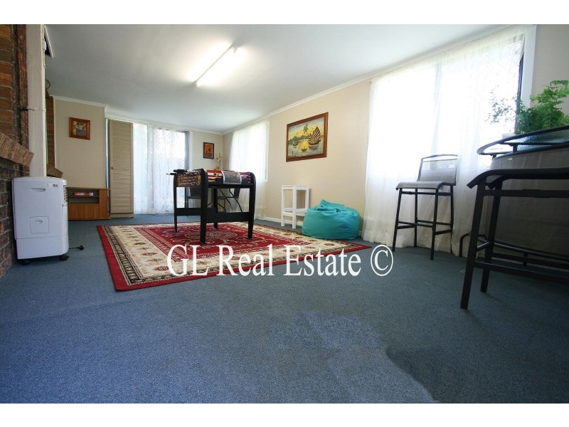 567 Browns Plains Rd, Crestmead QLD 4132