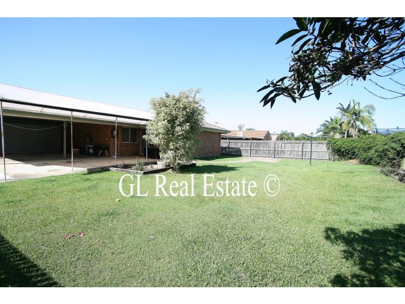 27 Lorraine Street, Crestmead QLD 4132