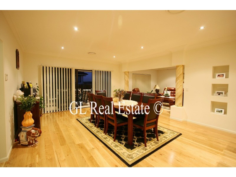 30 MARYLAND DRIVE, Regents Park QLD 4118