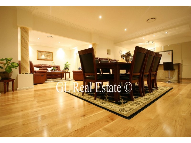 30 MARYLAND DRIVE, Regents Park QLD 4118