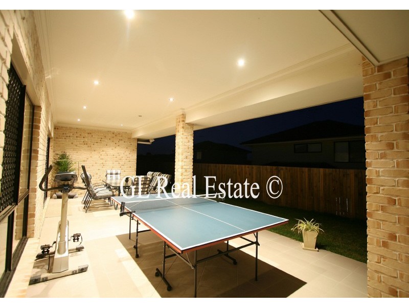 30 MARYLAND DRIVE, Regents Park QLD 4118