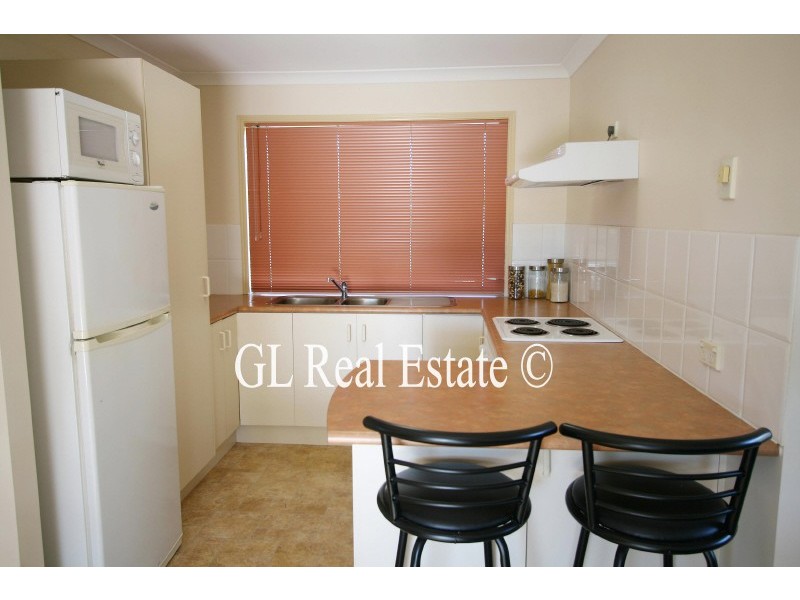 32 LORRAINE STREET, Crestmead QLD 4132