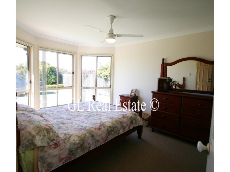 32 LORRAINE STREET, Crestmead QLD 4132