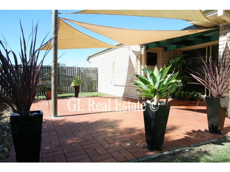 32 LORRAINE STREET, Crestmead QLD 4132
