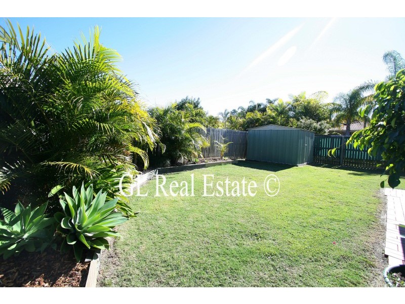 32 LORRAINE STREET, Crestmead QLD 4132