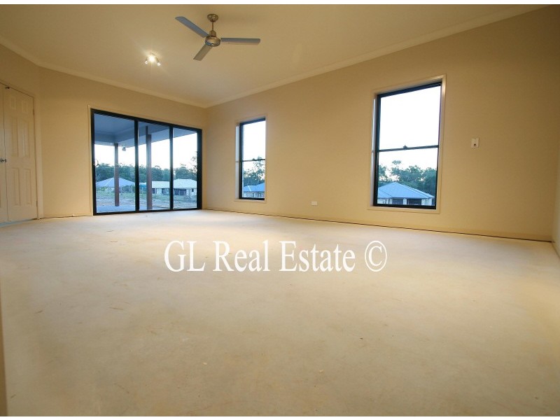 74 BORDER CRESCENT, New Beith QLD 4124