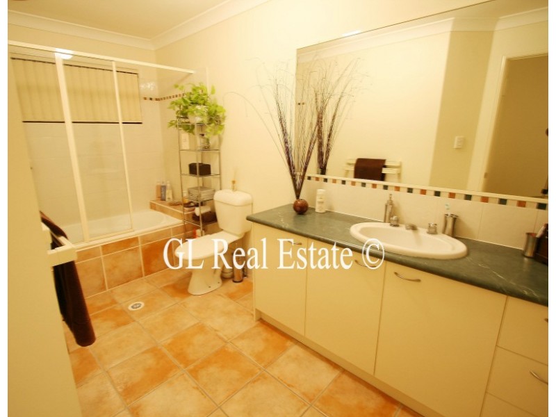 17/200 KAMERUKA STREET, Calamvale QLD 4116