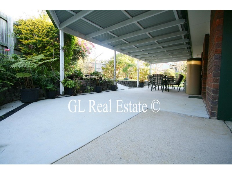 5 SONOROUS CLOSE, Regents Park QLD 4118