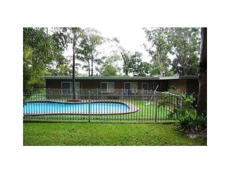 185 Hubner Rd, Park Ridge QLD 4125