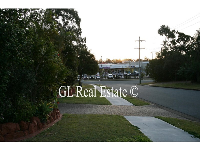 5 CORSLOOT ST, Regents Park QLD 4118