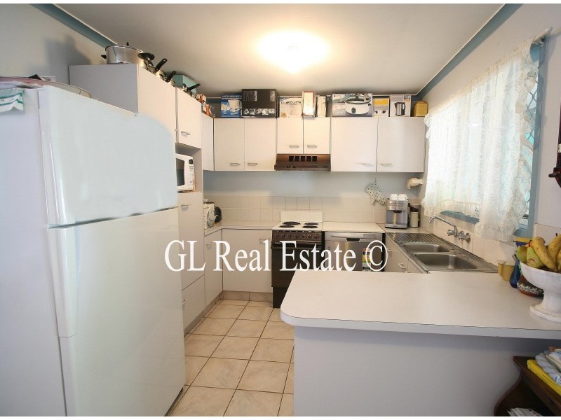 61 VELORUM DRIVE, Kingston QLD 4114