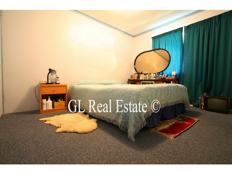 61 VELORUM DRIVE, Kingston QLD 4114