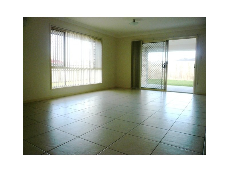 25 GEANEY BVD, Crestmead QLD 4132