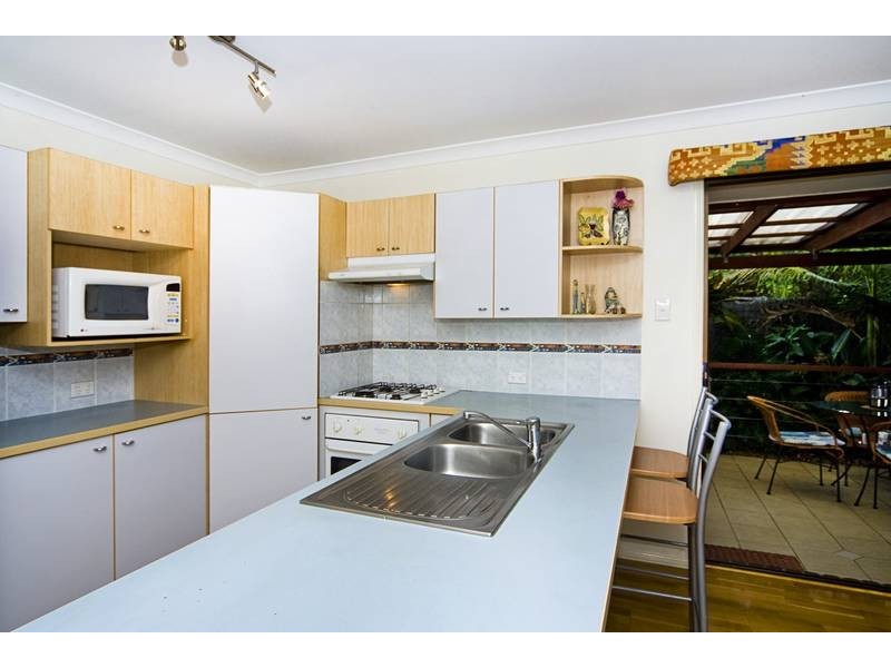 7 SONOROUS CLOSE, Regents Park QLD 4118