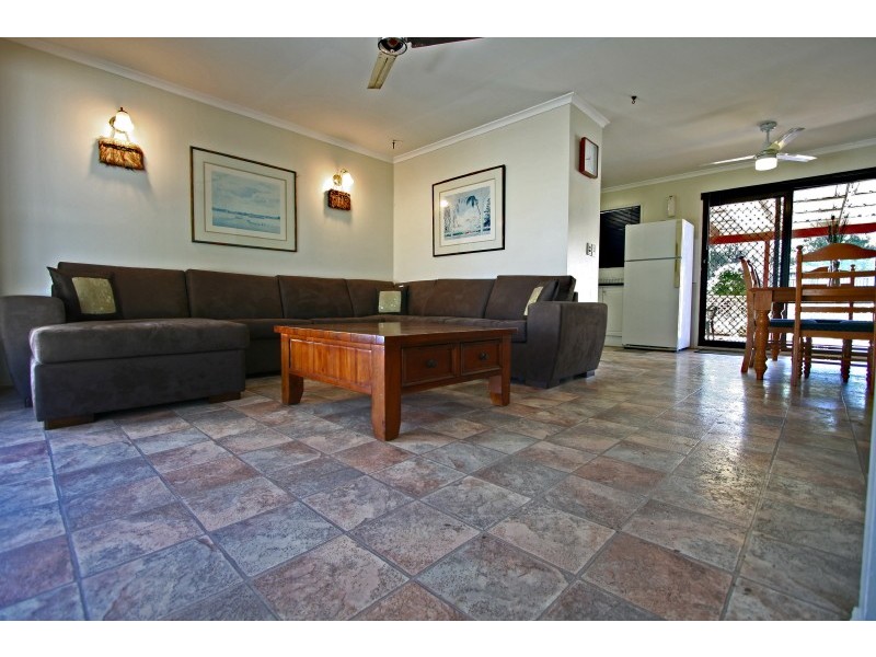 18 Overton Ct, Crestmead QLD 4132