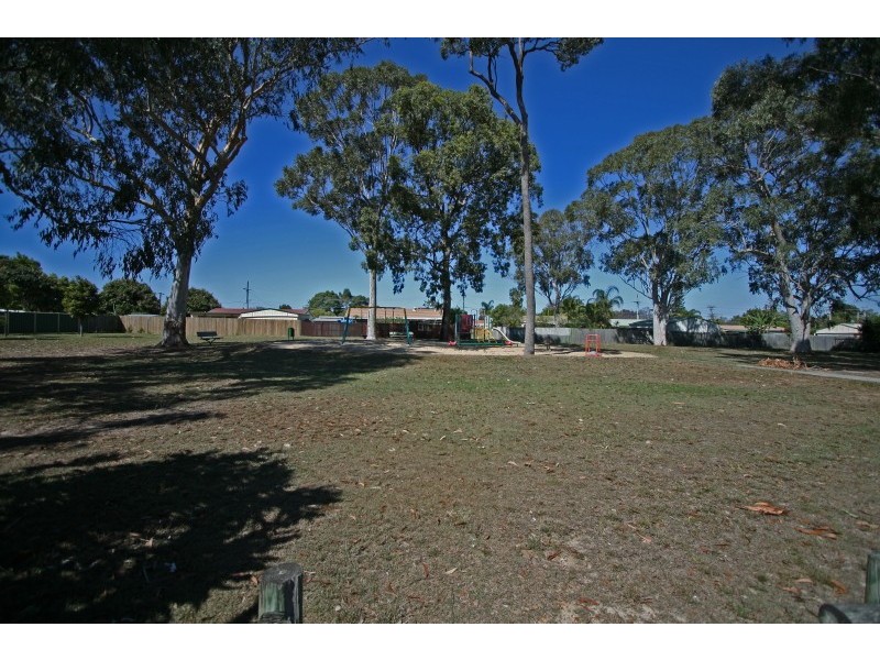 18 Overton Ct, Crestmead QLD 4132