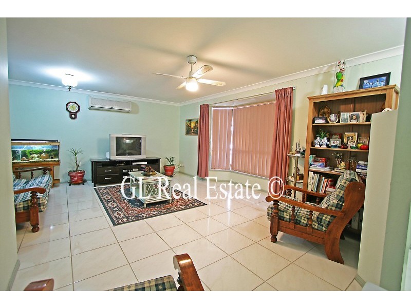 Regents Park QLD 4118