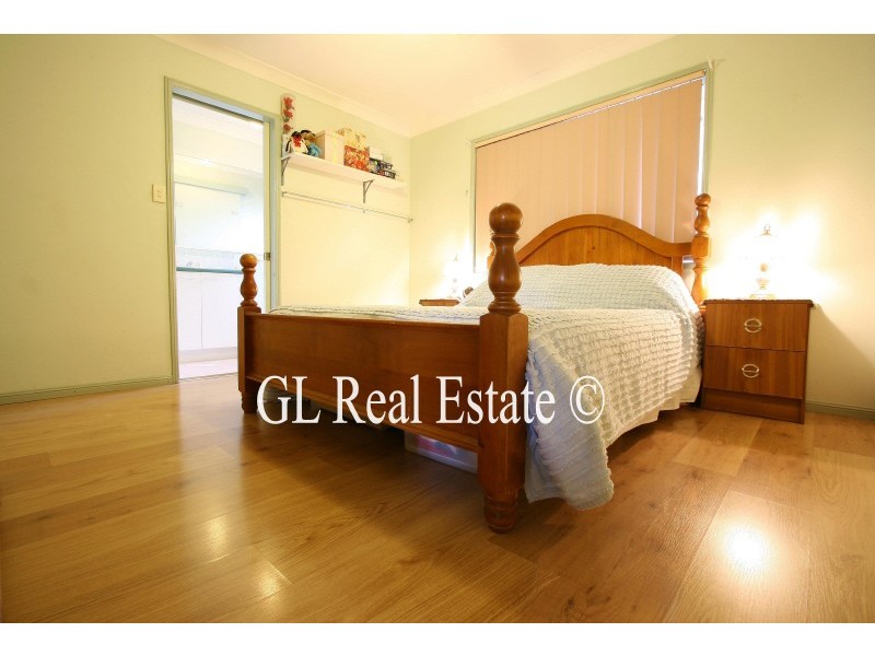 Regents Park QLD 4118