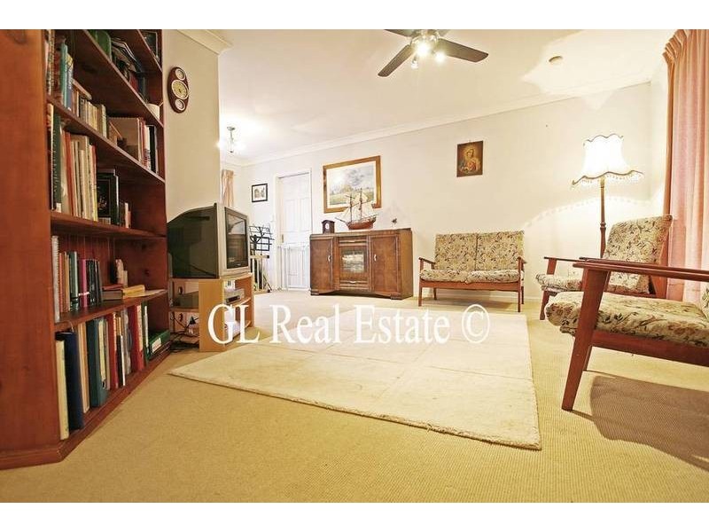 109 LAMBERTH ROAD, Regents Park QLD 4118