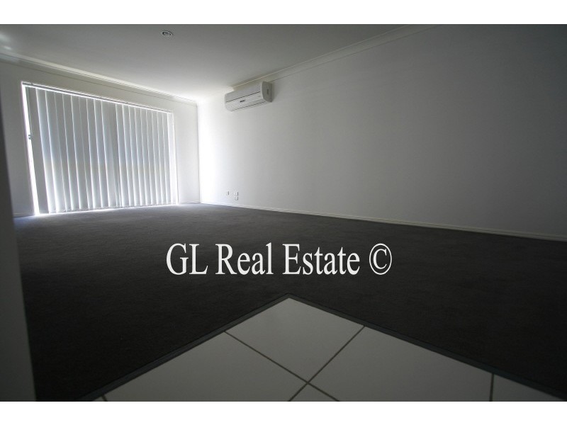 3 MARIGOLD AV, Regents Park QLD 4118