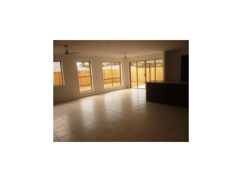 3 FLAMETREE CRESCENT, Berrinba QLD 4117