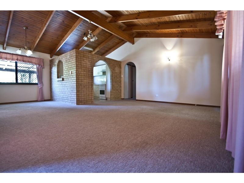 3388 Mount Lindesay Hwy ( Service Road ), Regents Park QLD 4118