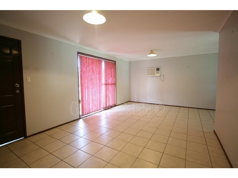 5 Ochna street, Crestmead QLD 4132