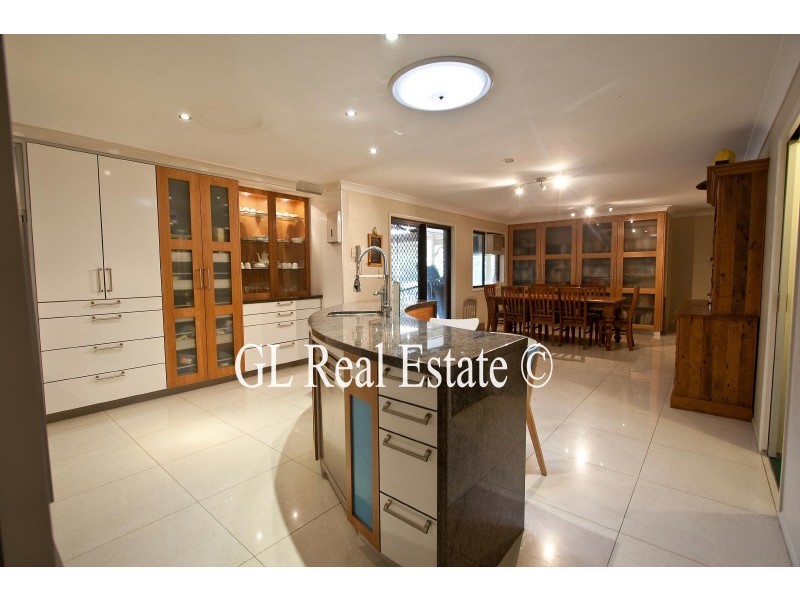 416 Middle Road, Greenbank QLD 4124