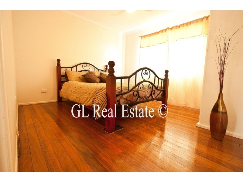 Crestmead QLD 4132