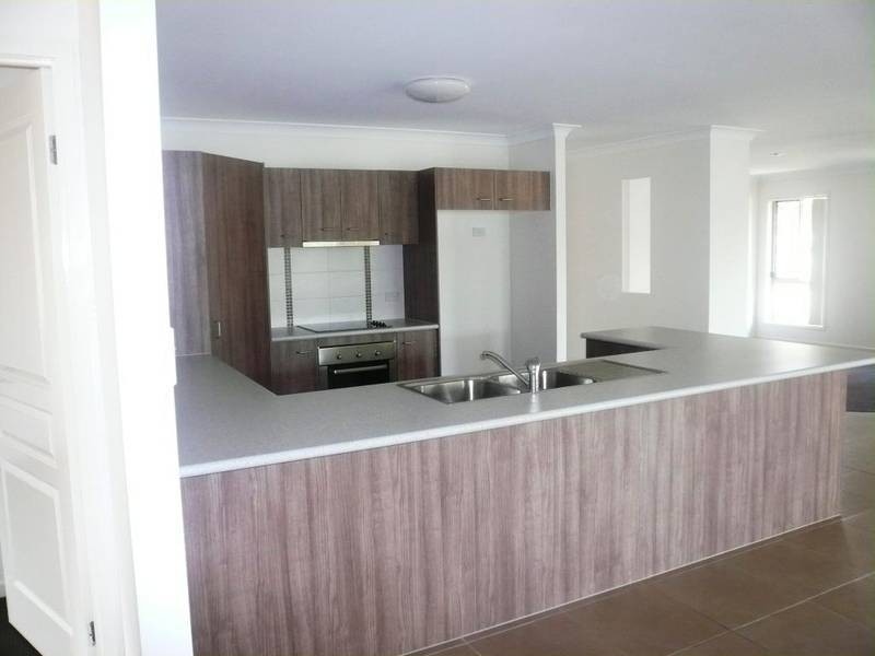 28 ASHMORE CLOSE, Marsden QLD 4132
