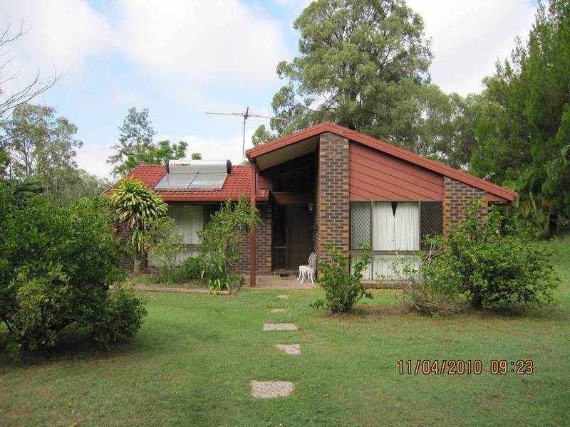 135 Hubner Rd, Park Ridge QLD 4125