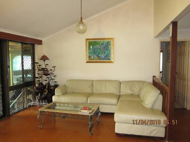 135 Hubner Rd, Park Ridge QLD 4125