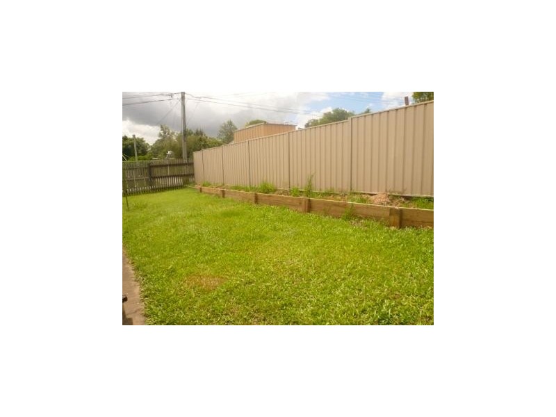 10 BARAKEE STREET, Crestmead QLD 4132