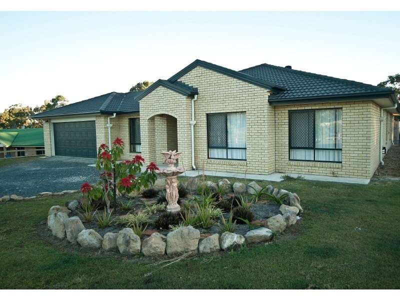 44 Silvereye Cres, Greenbank QLD 4124