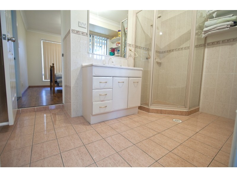 19 Highbury Drive, Crestmead QLD 4132