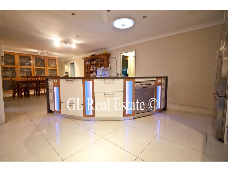 416 Middle road, Greenbank QLD 4124
