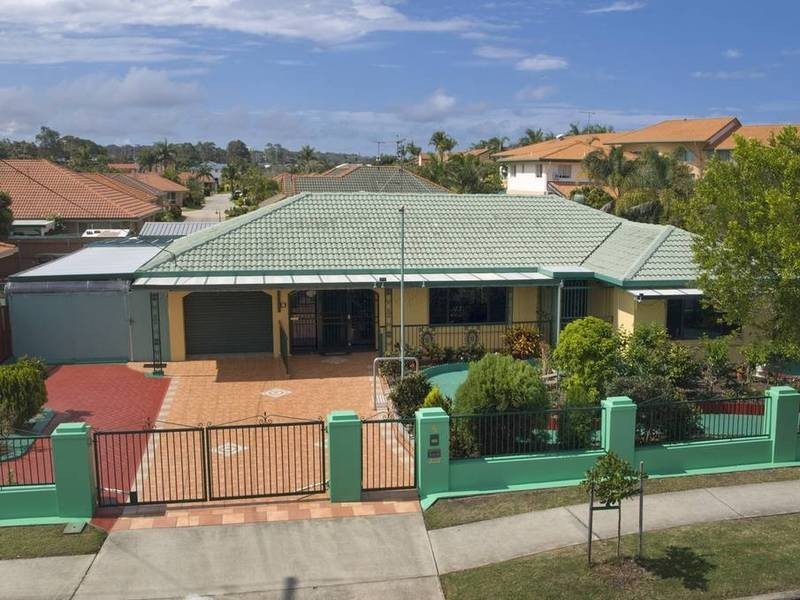 5 Pumicestone Place, Golden Beach QLD 4551