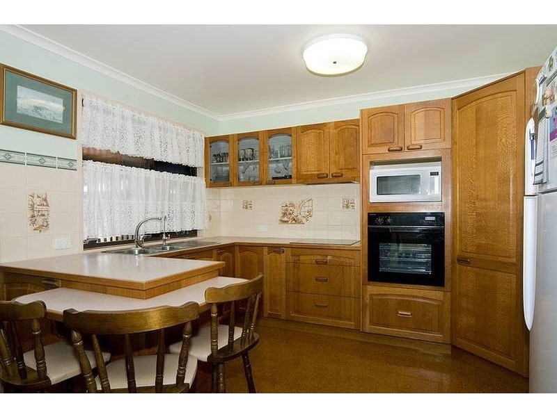 5 Pumicestone Place, Golden Beach QLD 4551